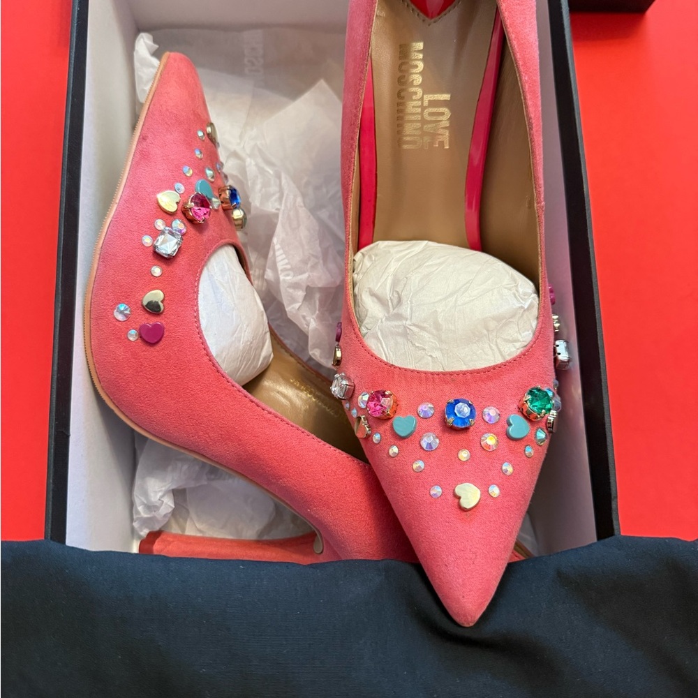 NIB Women’s Love Moschino High Heels Pink Pumps Shoes Embellished Crystals Sz 39